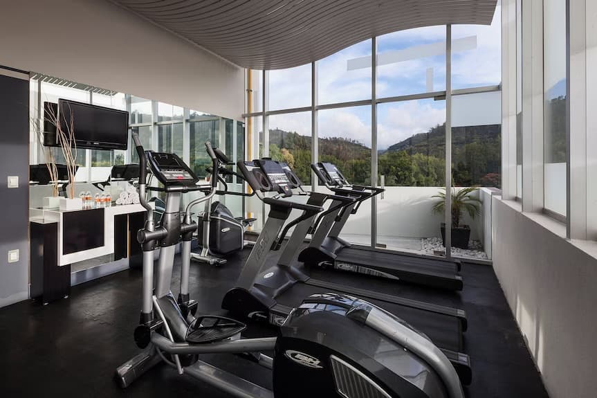 Gamma Morelia Beló — Gimnasio, con vista a los cerros